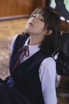 裙子里面是野兽在线观看